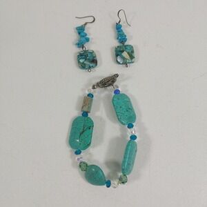 Vtg Turquoise Howlite Stone Bracelet Drop‎ Dangle Earring Set